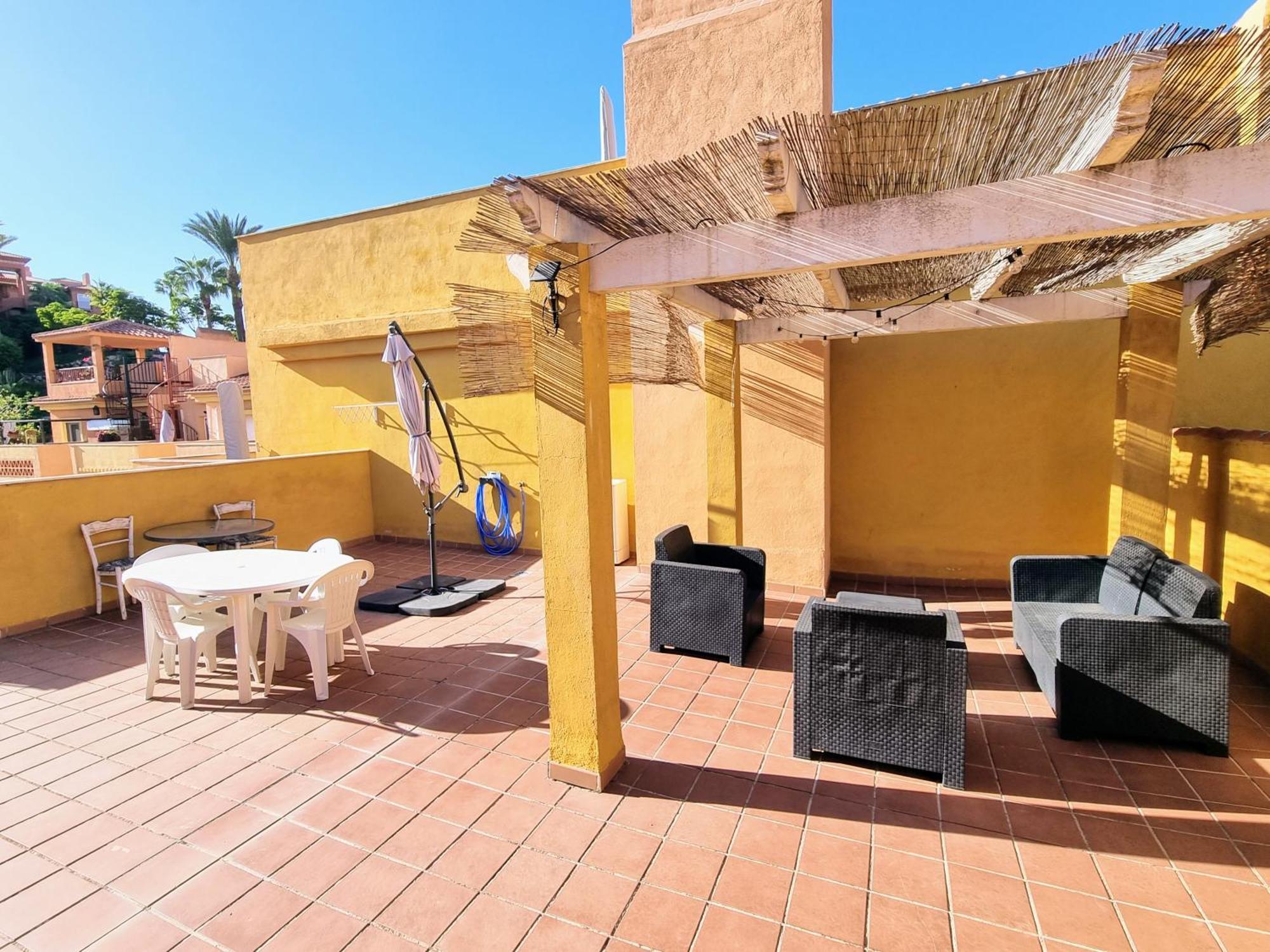 Golf & Resort Apartment In La Reserva De 马尔韦利亚 外观 照片